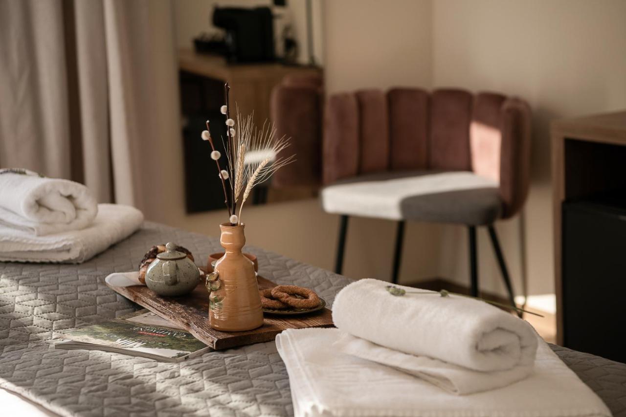 Amphitrite Hotel Hriszí Aktí Haniá Kültér fotó