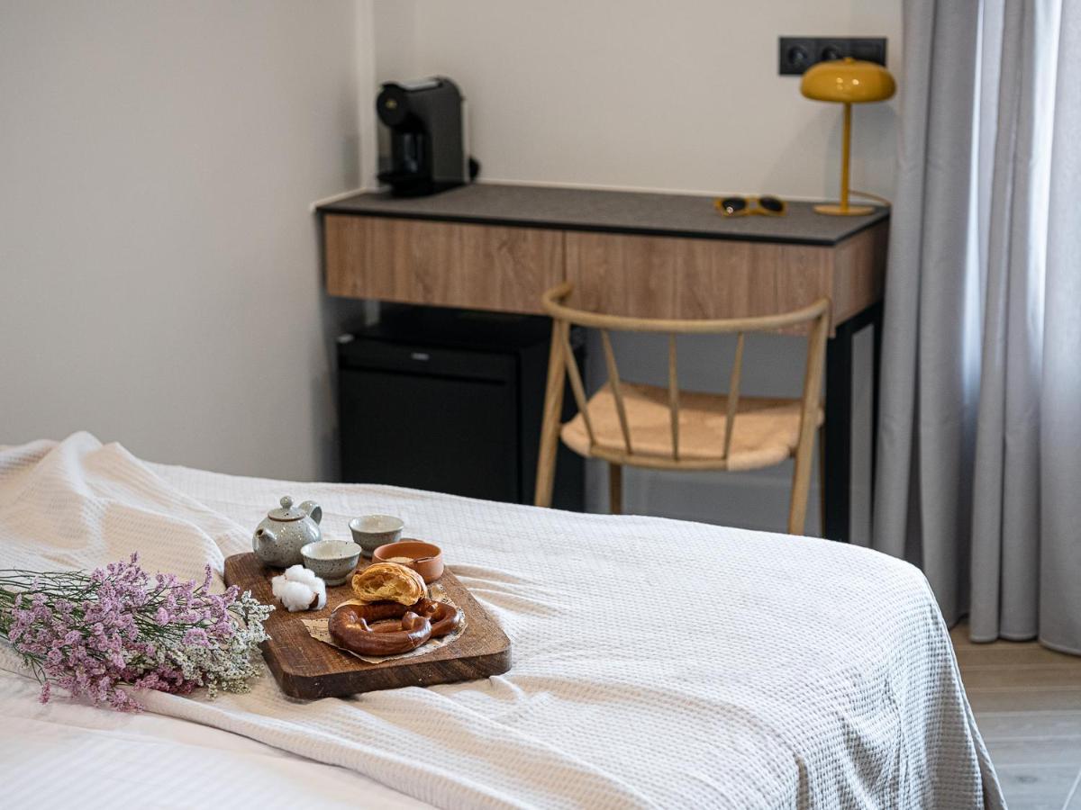 Amphitrite Hotel Hriszí Aktí Haniá Kültér fotó